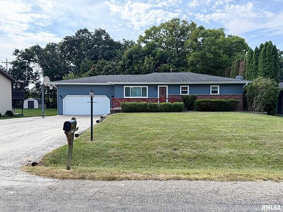 2nd image of 14 Apple Tree Ln
