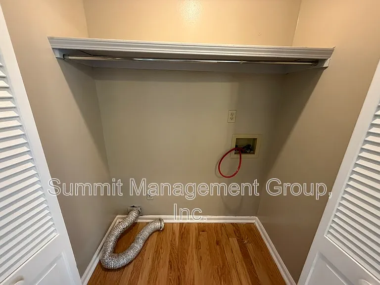 1611 Ellington Rd SE — Photo 41