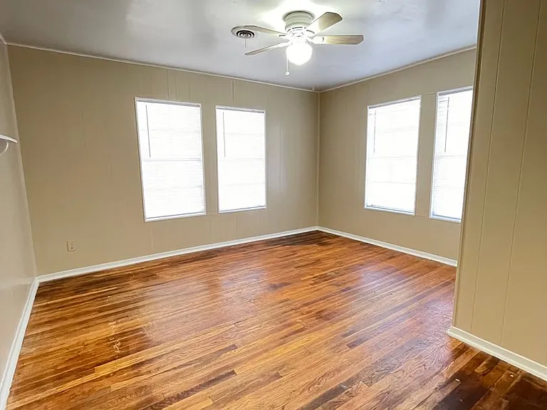 800 Audra Ln — Photo 43