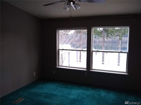 5th image of 190 E Orchard Beach Dr