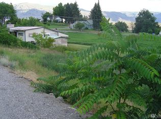 14 Riverview Cemetery Rd, Chelan, WA 98816