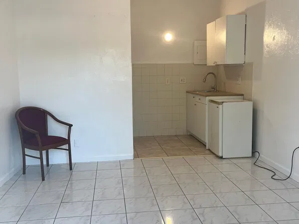 475 W Dania Beach Blvd, Dania, FL