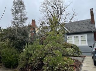 3576 NE Knott St, Portland, OR 97212