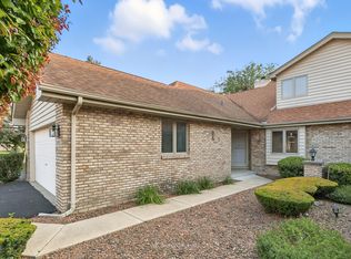 18310 Pine Wood Ct, Tinley Park, IL 60477