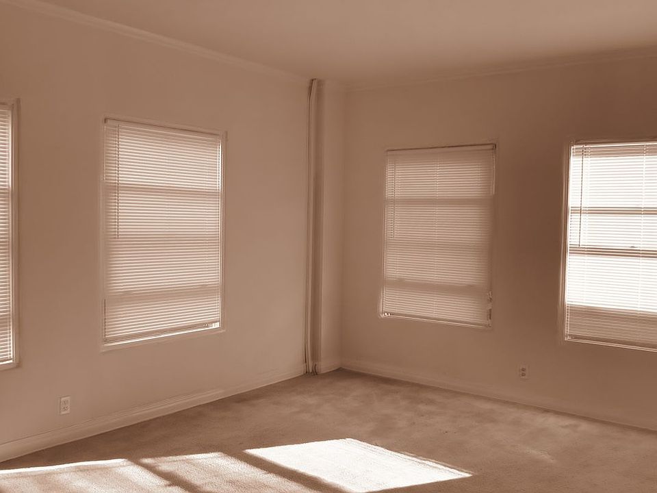 1st image of 520 S Hobart Blvd #310