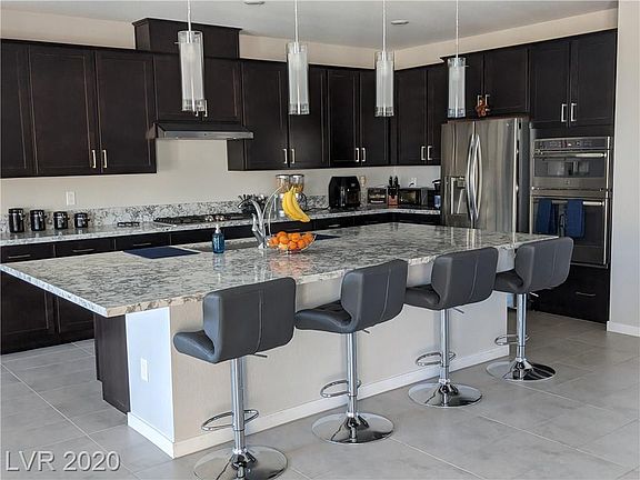 4th image of 10261 Sierra Skye Ave