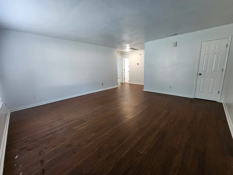 300 Hurdle Dr #A — Photo 7