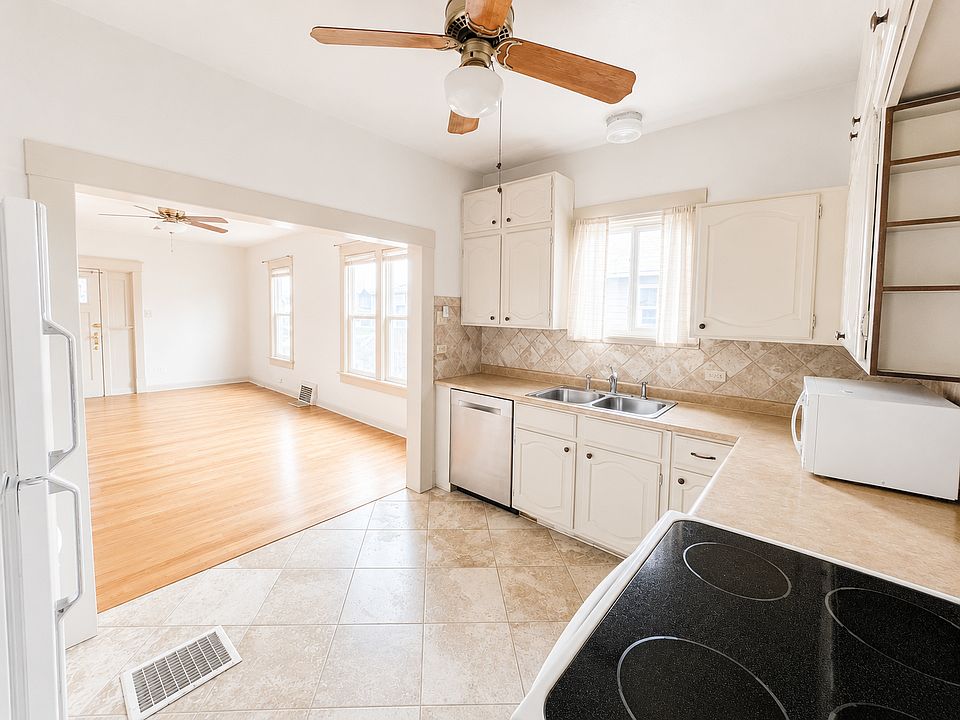 1st image of 534 Park St