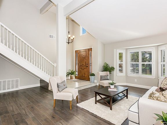 5th image of 2139 Olivine Dr