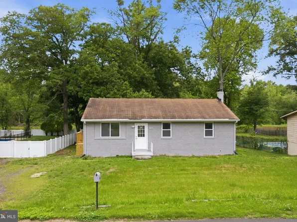 5709 Keppler Rd, Temple Hills, MD 20748