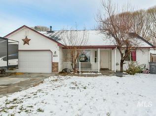 613 Prince Ave, Wilder, ID 83676