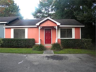 1st image of 1610-A Carolwood Ct