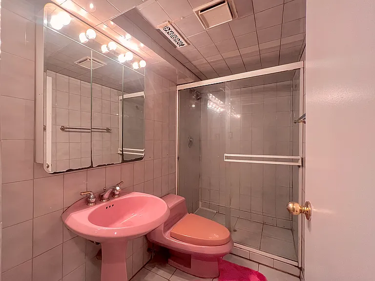 9010 Crawford Ave — Photo 15