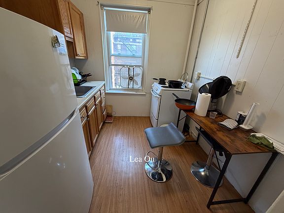 3rd image of 5 Walbridge St APT 3