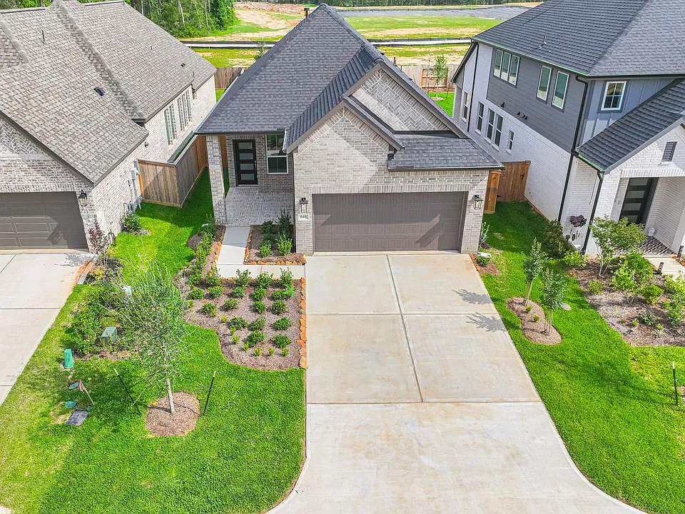 648 Crested Duck Ct