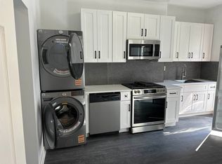 36-46 11th St #1, Astoria, NY 11106