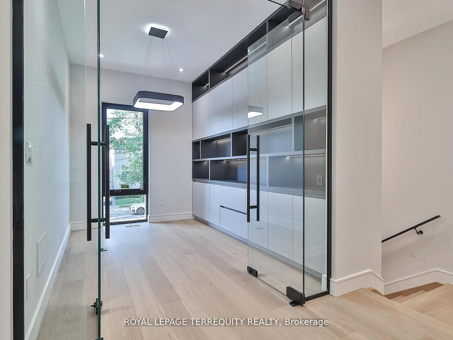 5 bed, $16,800 — Photo 3