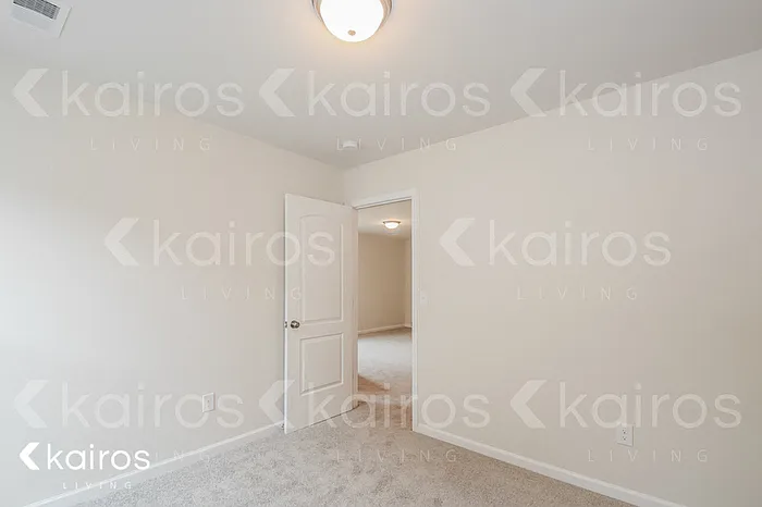 266 Christopher Street Ext — Photo 11