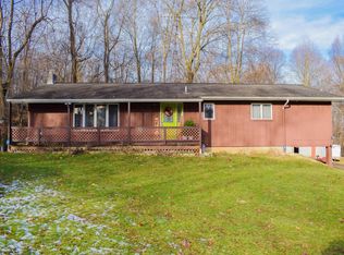 54830 Twin Lakes Rd, Dowagiac, MI 49047