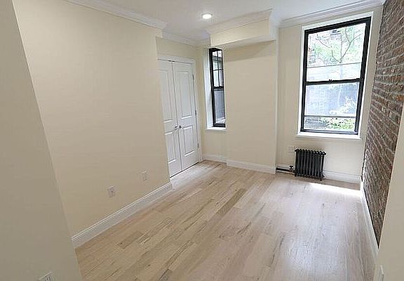 3rd image of 946 Bushwick Ave #103