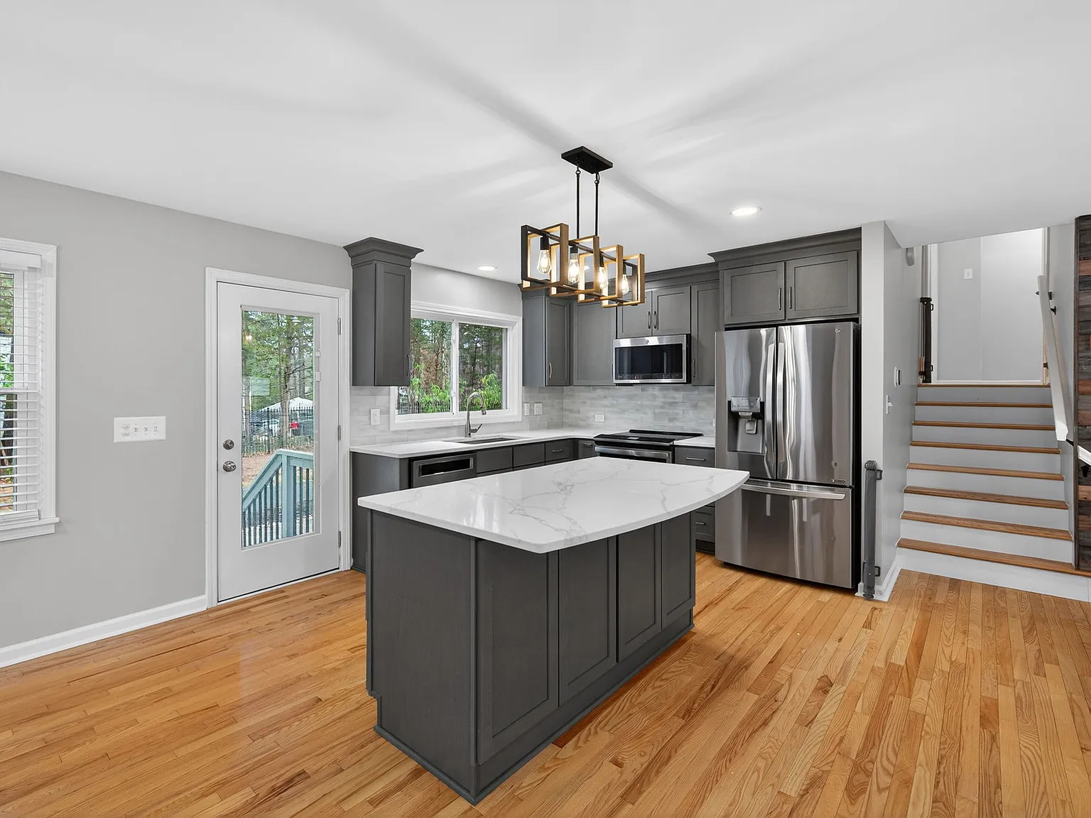 4 bed, 1802 sqft, $2,850 — Photo 4
