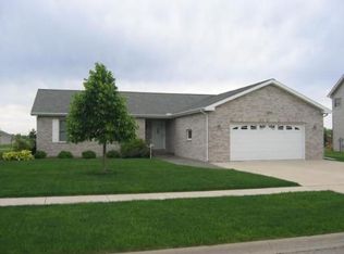 1209 Tower Dr, Ottawa, IL 61350
