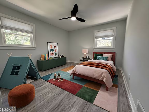 5th image of 2224 Doris Dr