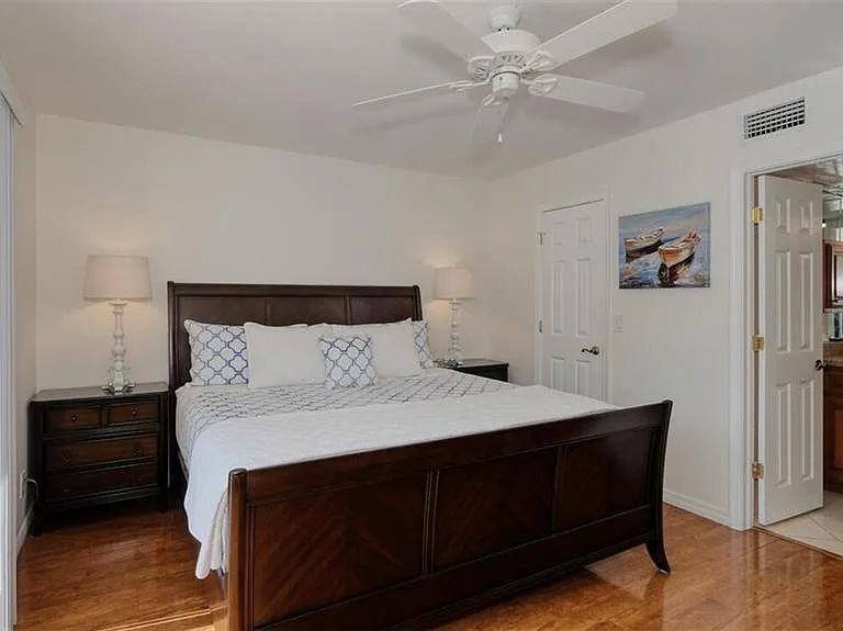 4531 Bay Beach Ln #133 — Photo 10