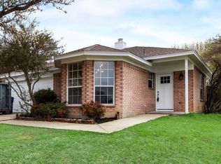 645 Green Mountain Rd, Burleson, TX 76028