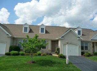 3 Oldham Ct, Lancaster, PA 17602