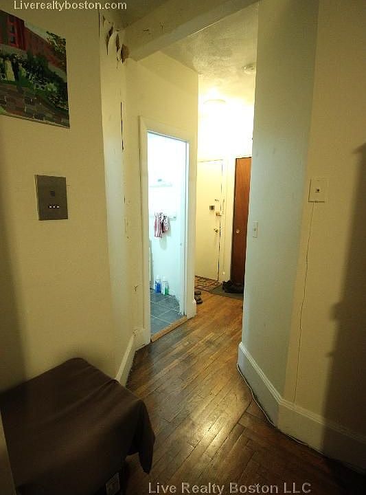 2nd image of 1082 Commonwealth Ave APT 301R