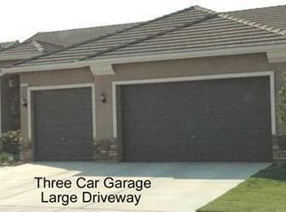 7225 W Oswego Ave, Fresno, CA 93723