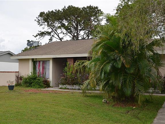 2nd image of 821 E Flag Ln
