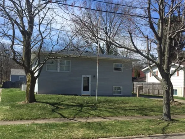 746 Beechview Dr, Akron, OH 44305