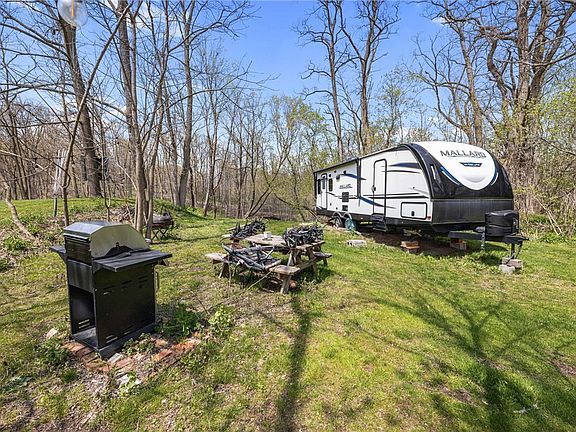 2nd image of 3764 Italy Hill Rd #10