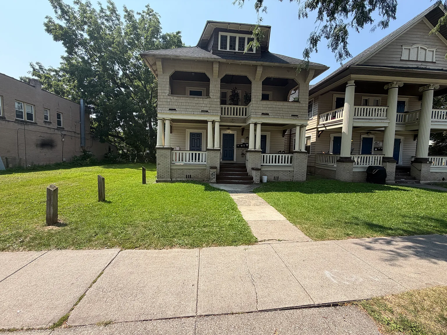 2 bed, 1000 sqft, $1,285 — Photo 1