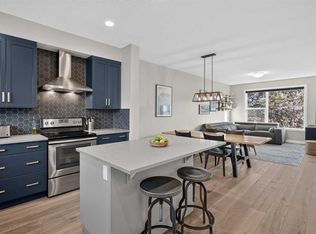1270 N Walden Dr SE, Calgary, AB T2X2H5