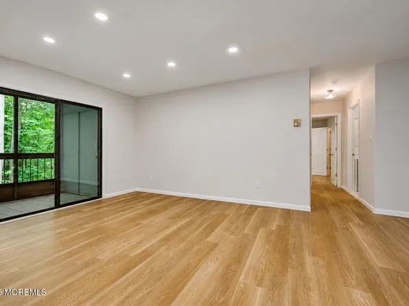 99 Arrowood Rd Unit K, Manalapan, NJ 07726