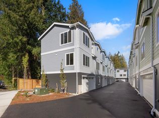 19505 Damson Rd #A1, Lynnwood, WA 98036