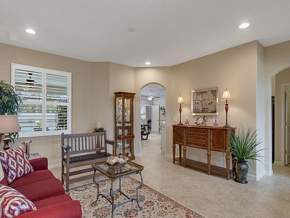 5th image of 5907 Brae Burn Circle
