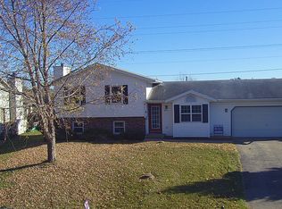 916 Liberty Dr, Deforest, WI 53532