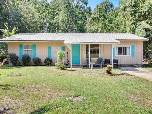 60 Francis Ave, Leesville, LA 71446