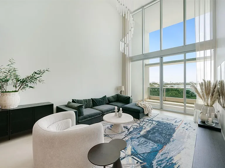 900 Biscayne Blvd #905 — Photo 5