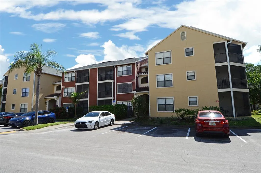 1 bed, 1.0 bath, 665 sqft, $2,000 — Photo 4