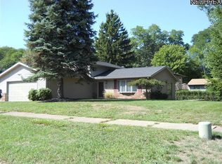 8315 Villa Marina Ct, Mentor, OH 44060