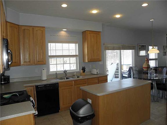 Spacious Eat-in Kitchen