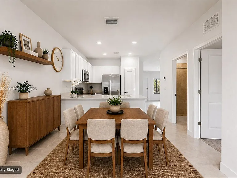 4825 Dillion St — Photo 18