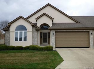 52237 Mitchell Ln, Macomb, MI