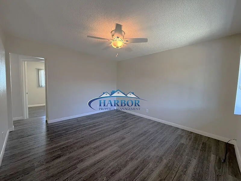 1 bed, 1.0 bath, 560 sqft, $1,645 — Photo 2