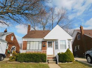 9315 Chatham Ave, Allen Park, MI 48101